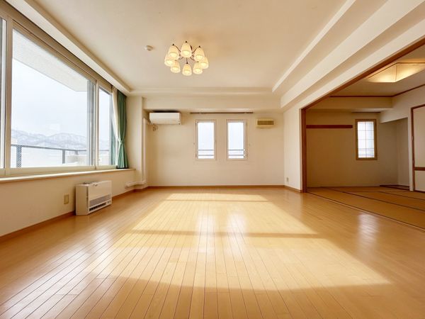 山鼻パークハウス リビング