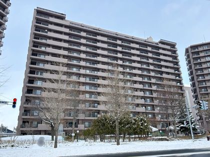 ヴェルビュ苗穂北参条通り センターコート 外観