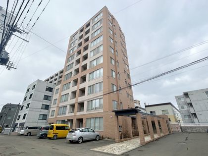 ゼファー静修学園前 外観