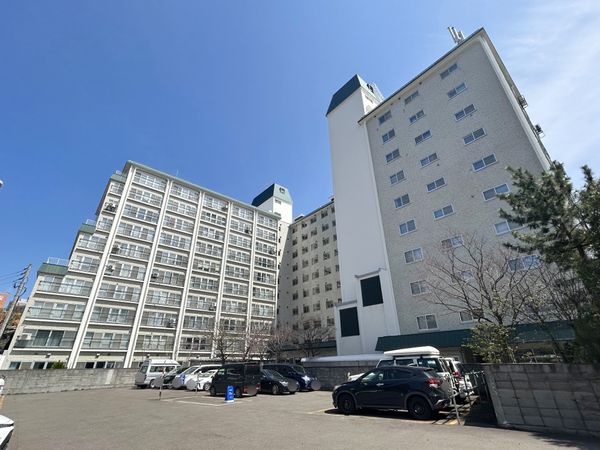 ドミ中島公園 外観
