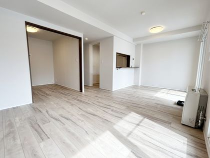 クリオ伏見弐番館 リビング