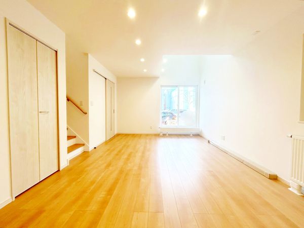 本郷通5丁目北 新築戸建2号地 リビング