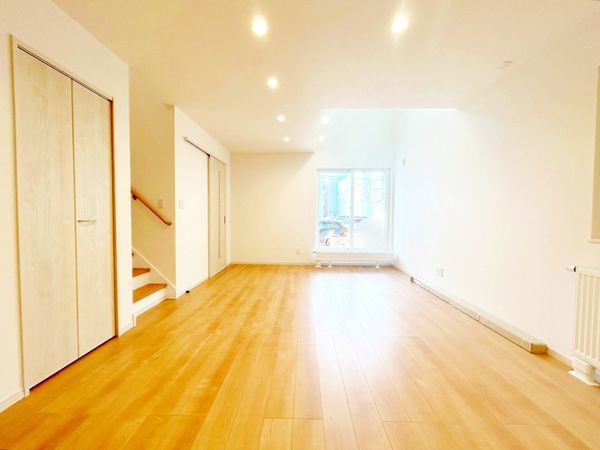 本郷通5丁目北 新築戸建2号地 リビング