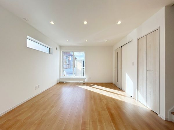 本郷通5丁目北 新築戸建3号地 リビング