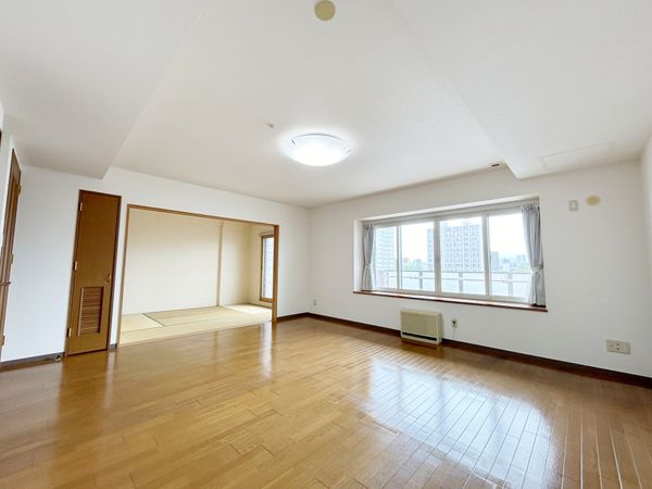 ネオシティ愛東札幌館B棟 リビング