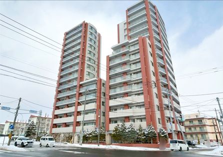 ライオンズ南郷ステーションマークス イースト 外観