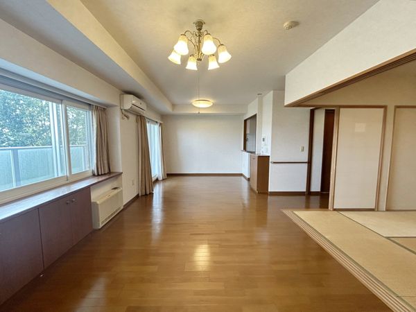 ラポール南郷の杜 一号館 リビング
