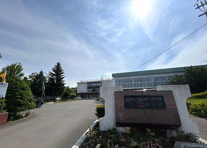 あやめ野小学校（約190ｍ）