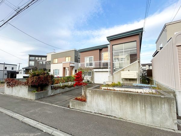 里塚緑ケ丘7丁目 戸建 外観 里塚緑ケ丘7丁目 戸建 外観