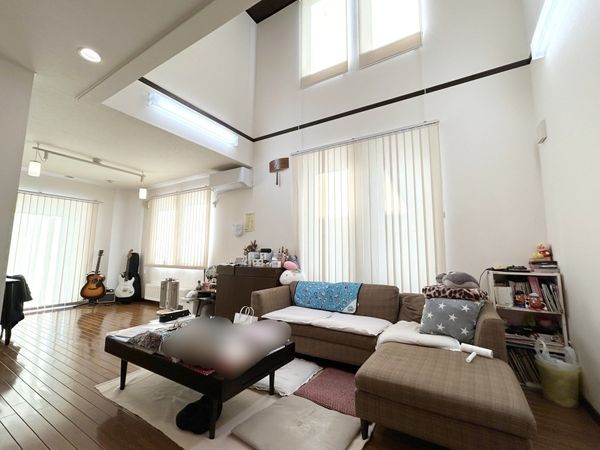 石山東4丁目 戸建 リビング 石山東4丁目 戸建 リビング