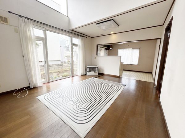 西岡5条11丁目 戸建 リビング 西岡5条11丁目 戸建 リビング
