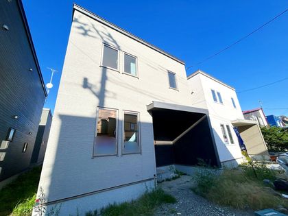 真栄3条2丁目 B棟 新築戸建 外観