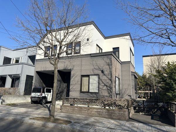 平岡公園東11丁目 戸建 駐車場