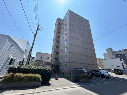 ロジメント月寒西 外観
