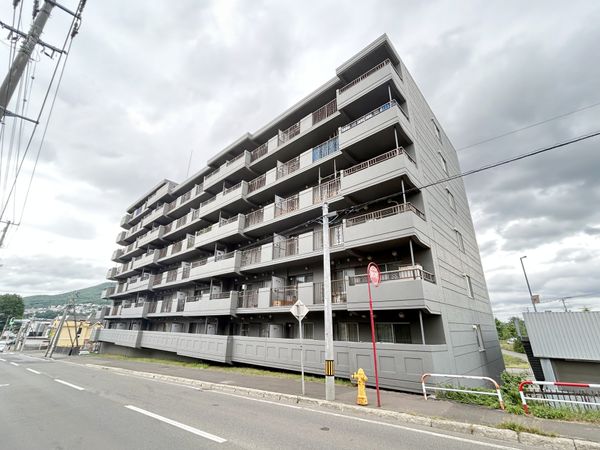 ハウスオブリザ藻岩 外観