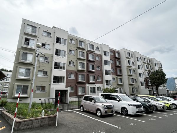 東急ドエル平岸台ビレジ弐号棟 外観