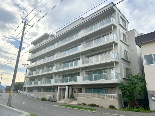 リーベンデール西岡 外観