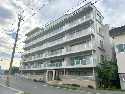 リーベンデール西岡 外観