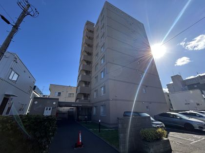 ロジメント月寒西 外観