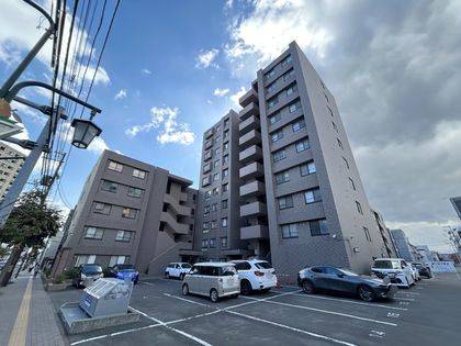 ファミール豊平公園ステーションガーデン 外観