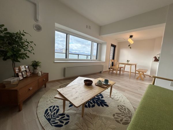 ファミール豊平公園ステーションガーデン リビング