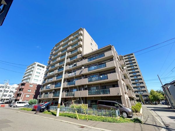 ファミール豊平公園ステーションガーデン 外観