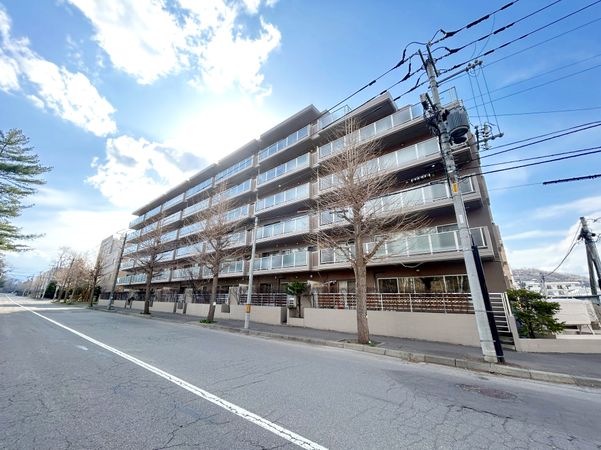 東急ドエルアルス真駒内南町 外観