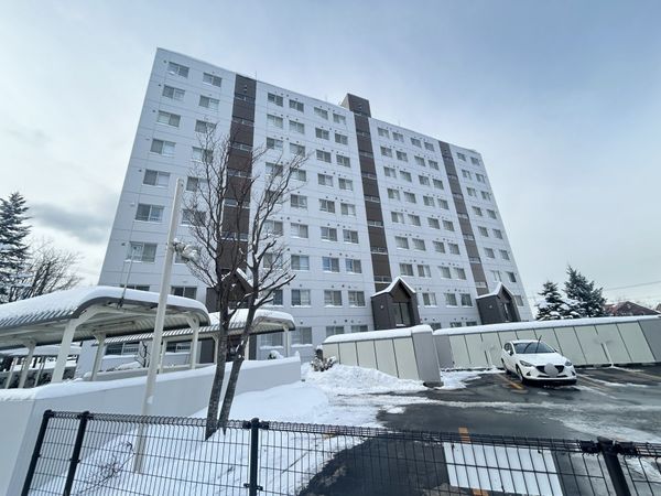 コロナード美しが丘 外観