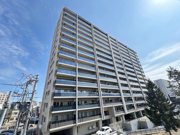 レーベン学園前Air Residence 外観
