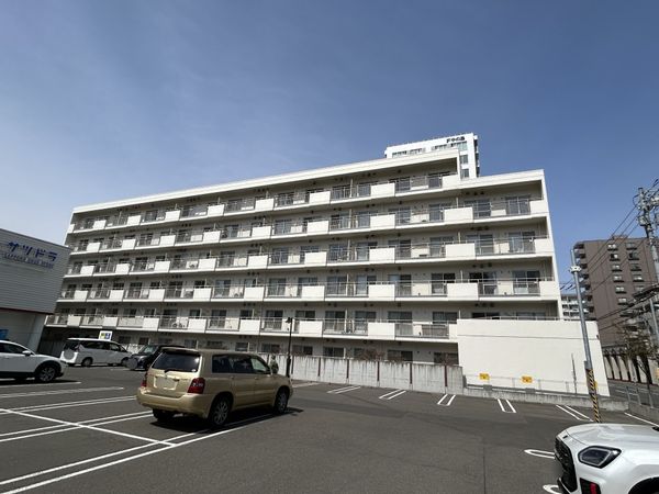 カルム中の島 外観