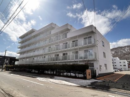 南三二条グランドハイツ 外観