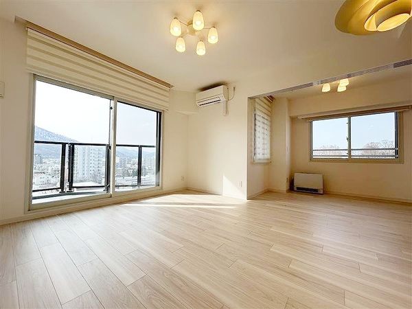 クリーンリバーフィネス澄川ステーションコート リビング クリーンリバーフィネス澄川ステーションコート リビング