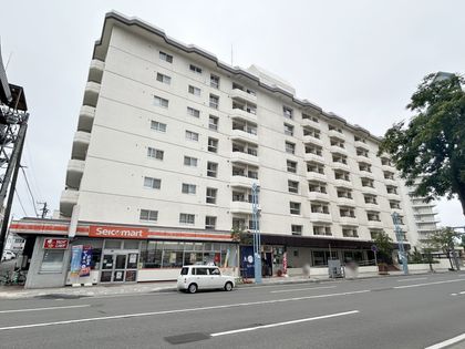 ファミール中の島 外観