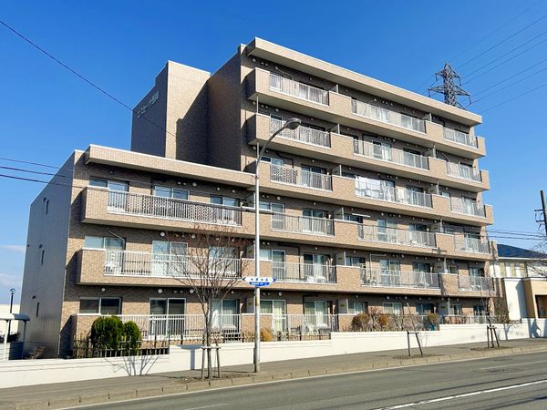 エスセーナ西岡 A棟 外観