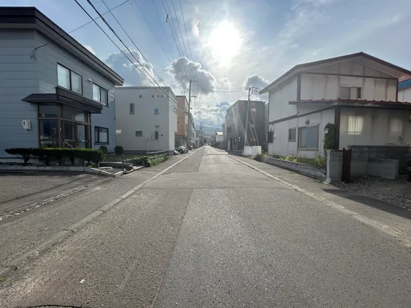 前面道路幅員約８．０ｍ