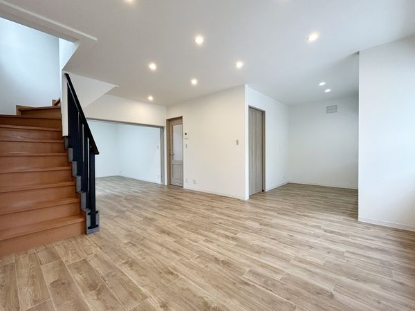 発寒8条11丁目 戸建 リビング