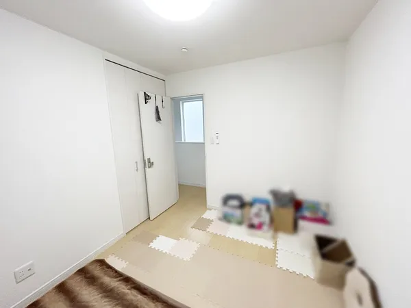 洋室（約5.1帖）