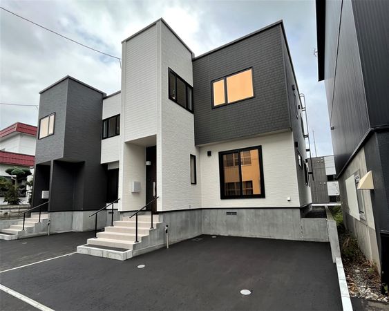 西野3条1丁目 戸建 外観 西野3条1丁目 戸建 外観