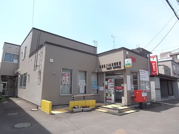 徒歩1分。