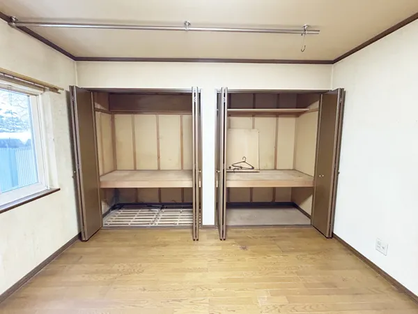 １階洋室の収納