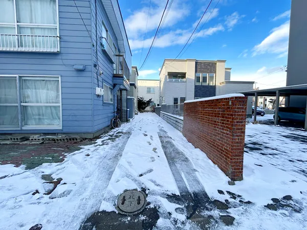 外観（路地上部分）