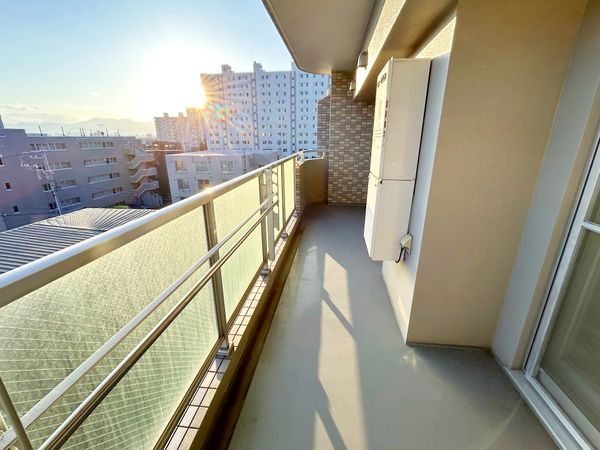 モン・レーブ新道東 サウスガーデン バルコニー