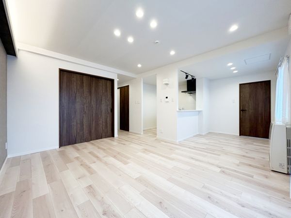 ハウスオブリザ栄町 リビング ハウスオブリザ栄町 リビング