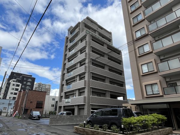 ヴィラ・クレセア北13条 外観 ヴィラ・クレセア北13条 外観