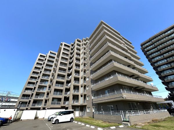 ロイヤルシャトー北5条 外観 ロイヤルシャトー北5条 外観