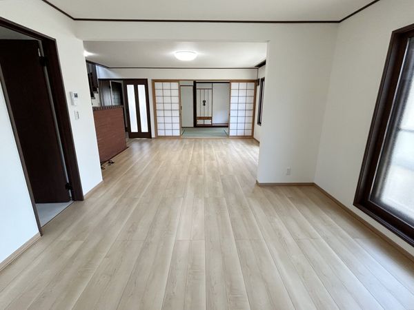 花川南1条4丁目 戸建 リビング 花川南1条4丁目 戸建 リビング