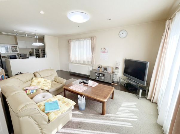 屯田8条12丁目 戸建 リビング 屯田8条12丁目 戸建 リビング