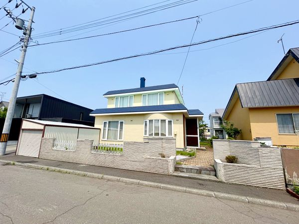 前面道路含む外観