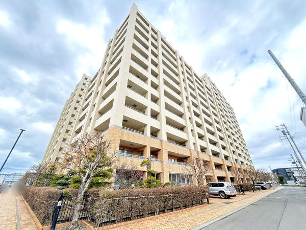 パークスクエア麻生ぺタール 外観