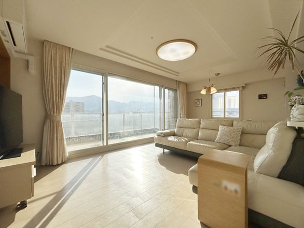 Brillia円山桜通り リビング